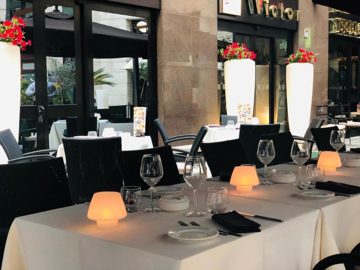 Holiday Inn Naples By Ihg Esterno foto