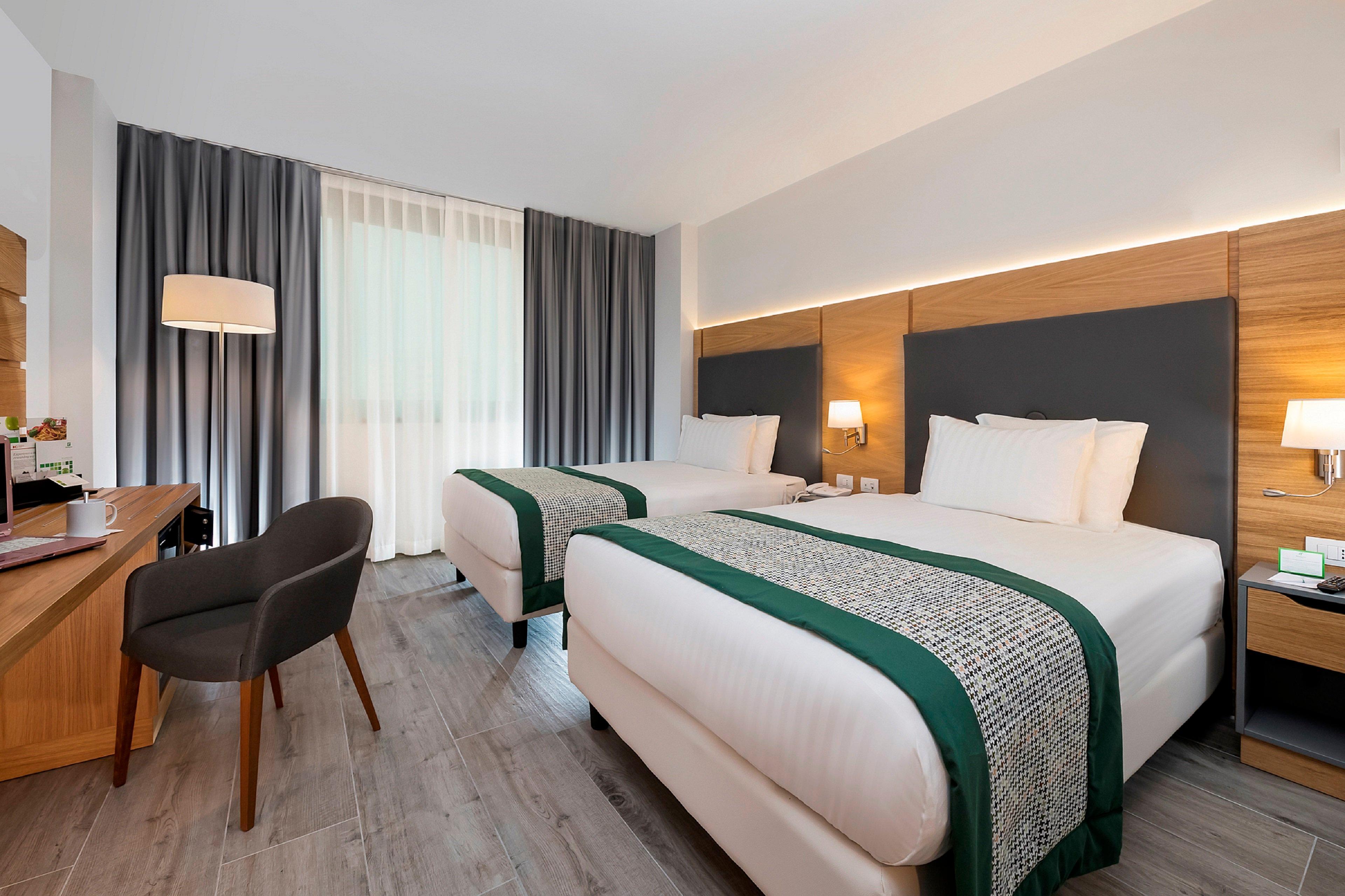 Holiday Inn Naples By Ihg Esterno foto