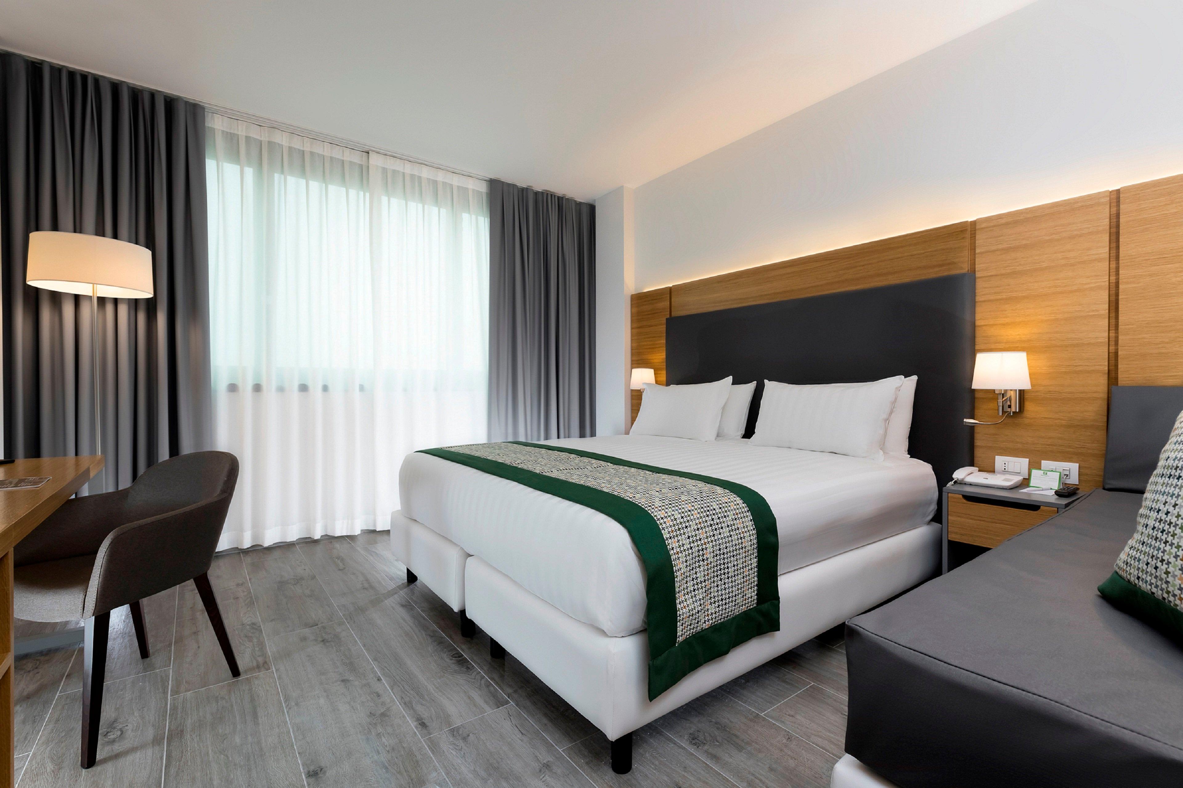 Holiday Inn Naples By Ihg Esterno foto