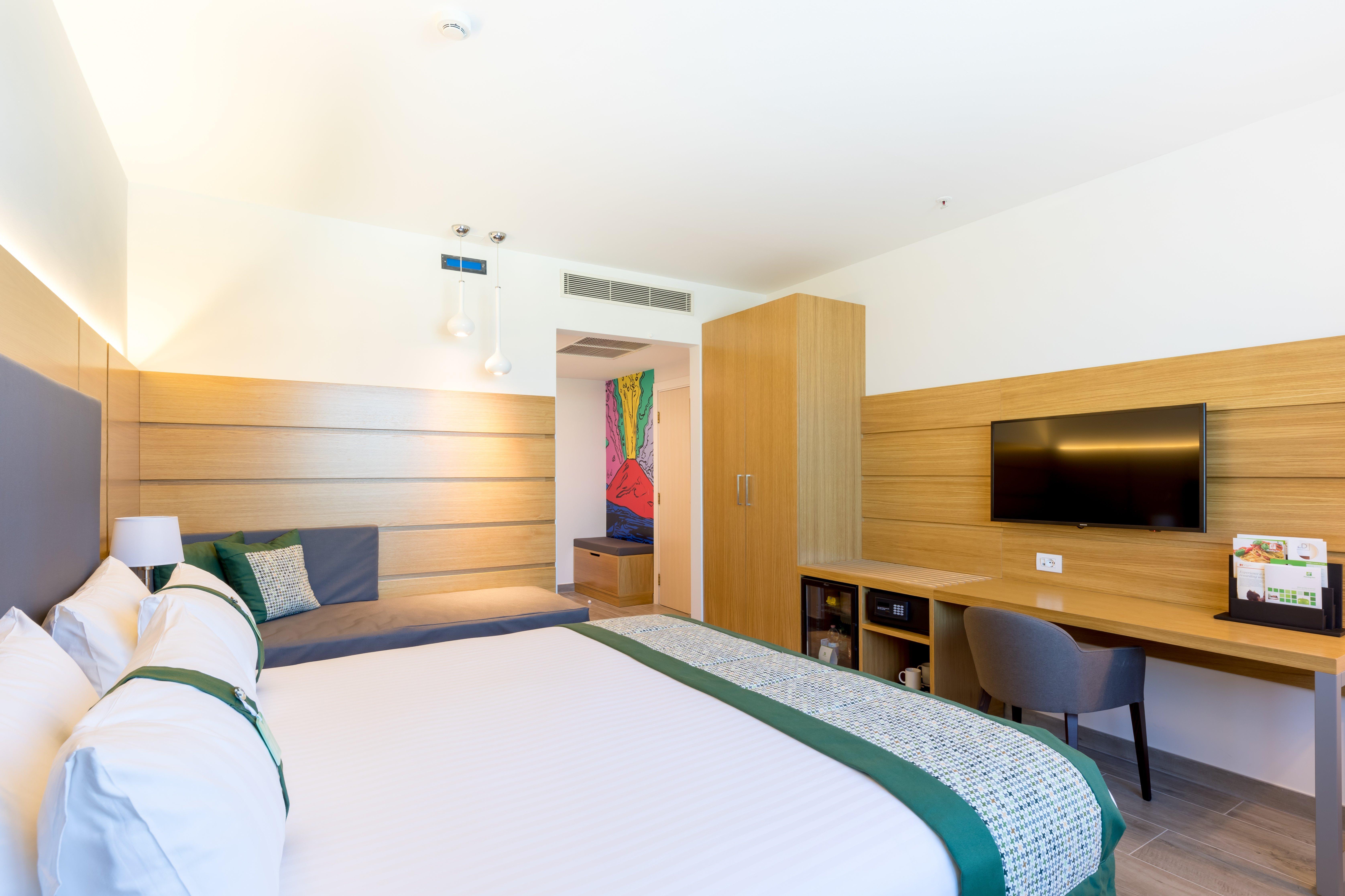 Holiday Inn Naples By Ihg Esterno foto