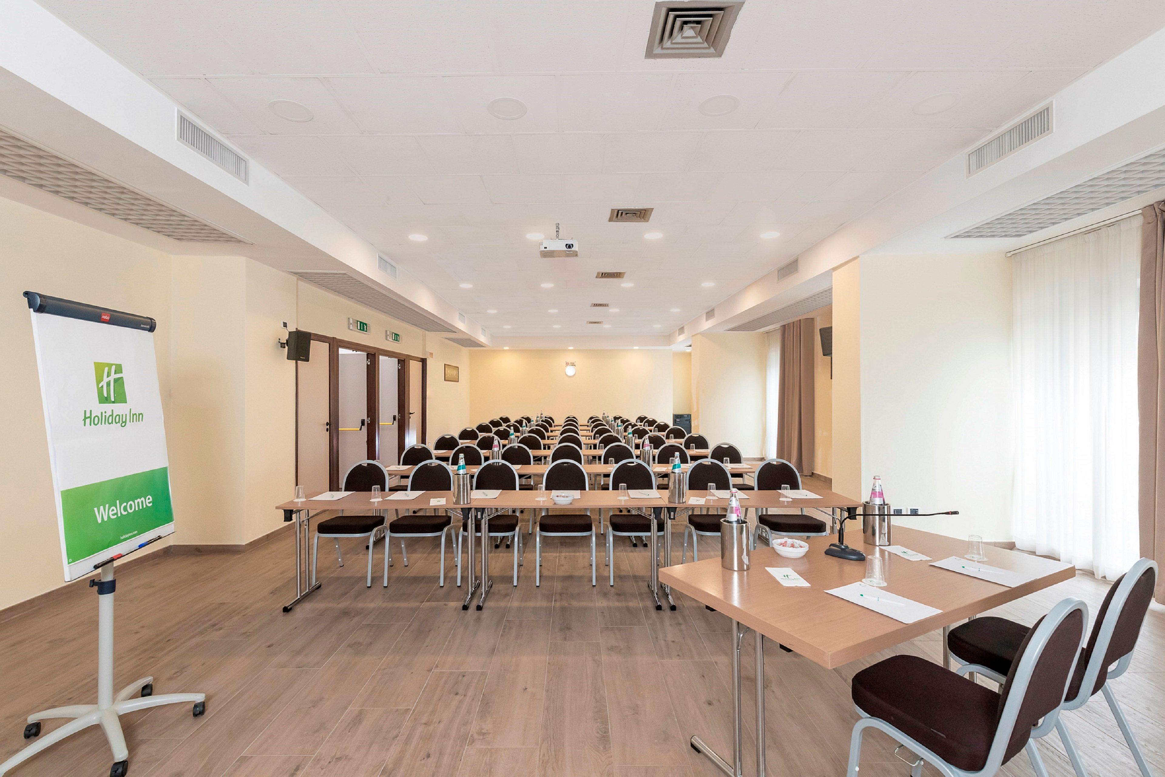 Holiday Inn Naples By Ihg Esterno foto