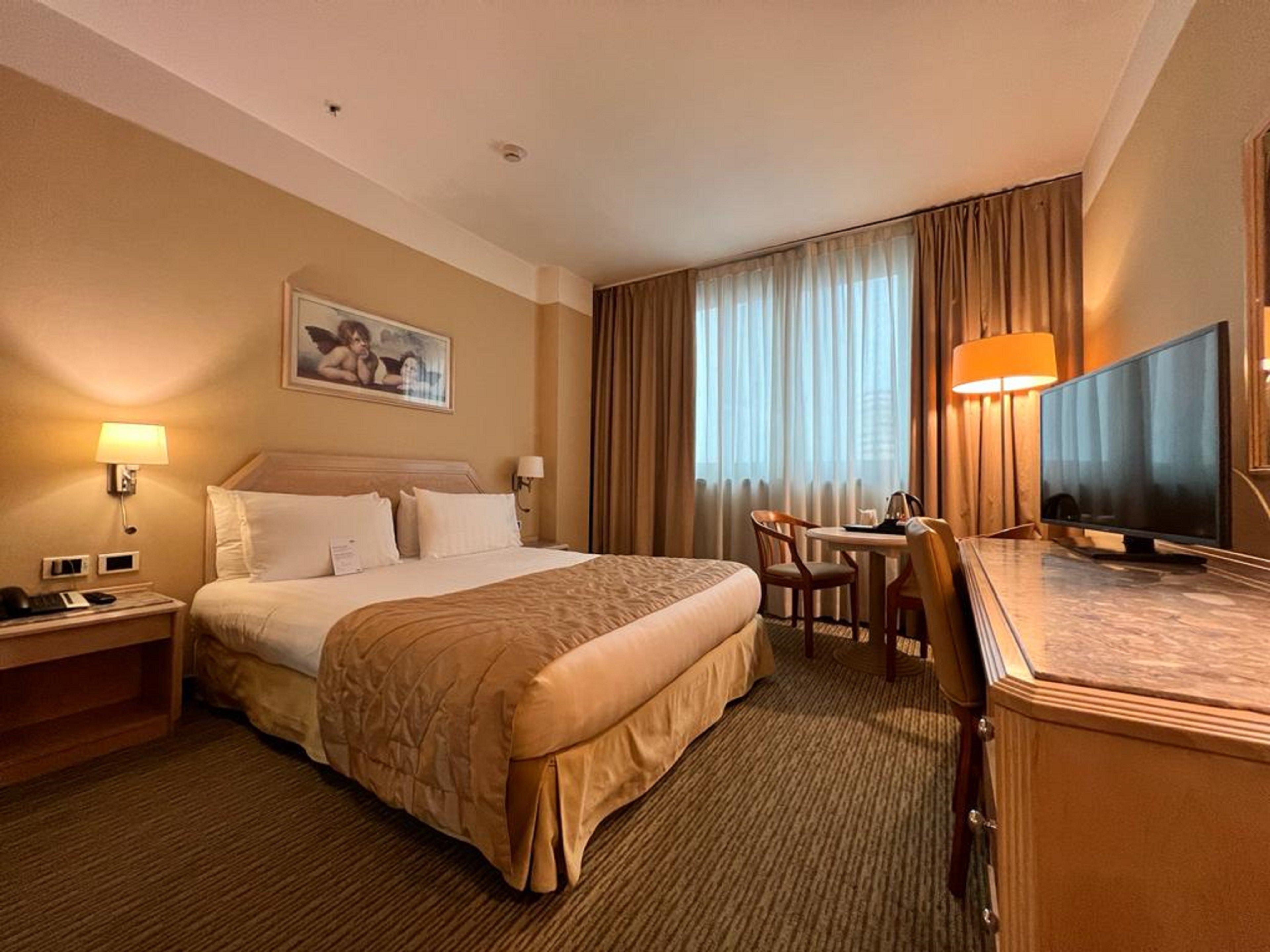 Holiday Inn Naples By Ihg Esterno foto