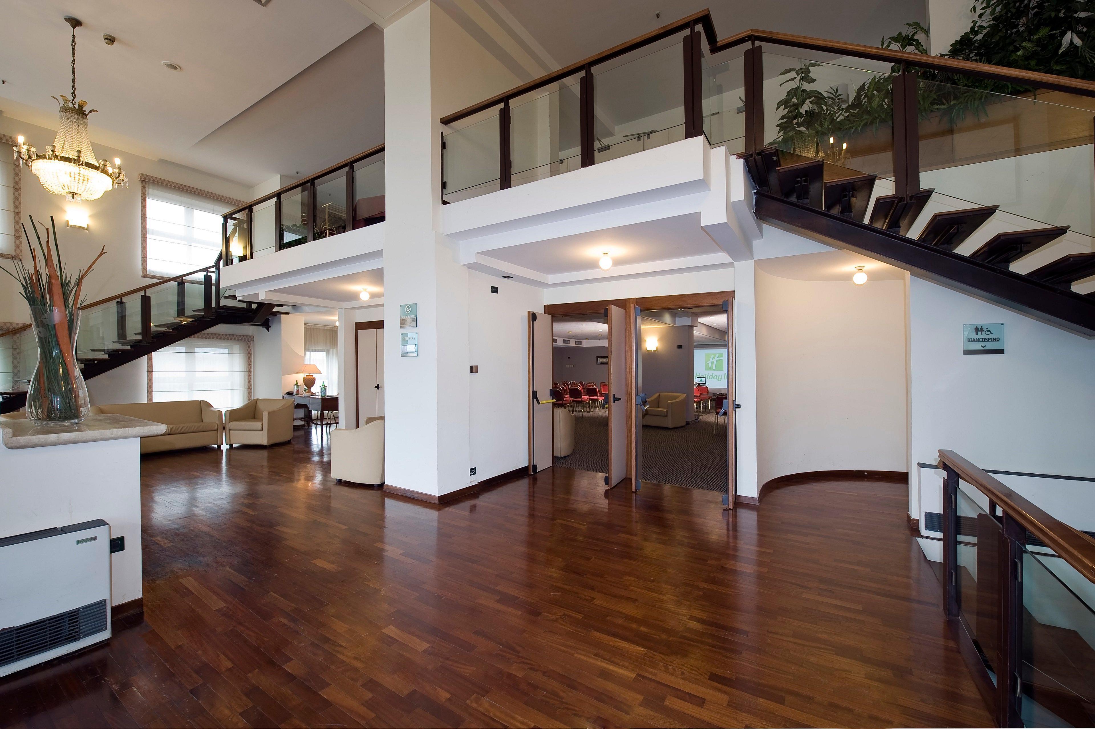 Holiday Inn Naples By Ihg Esterno foto