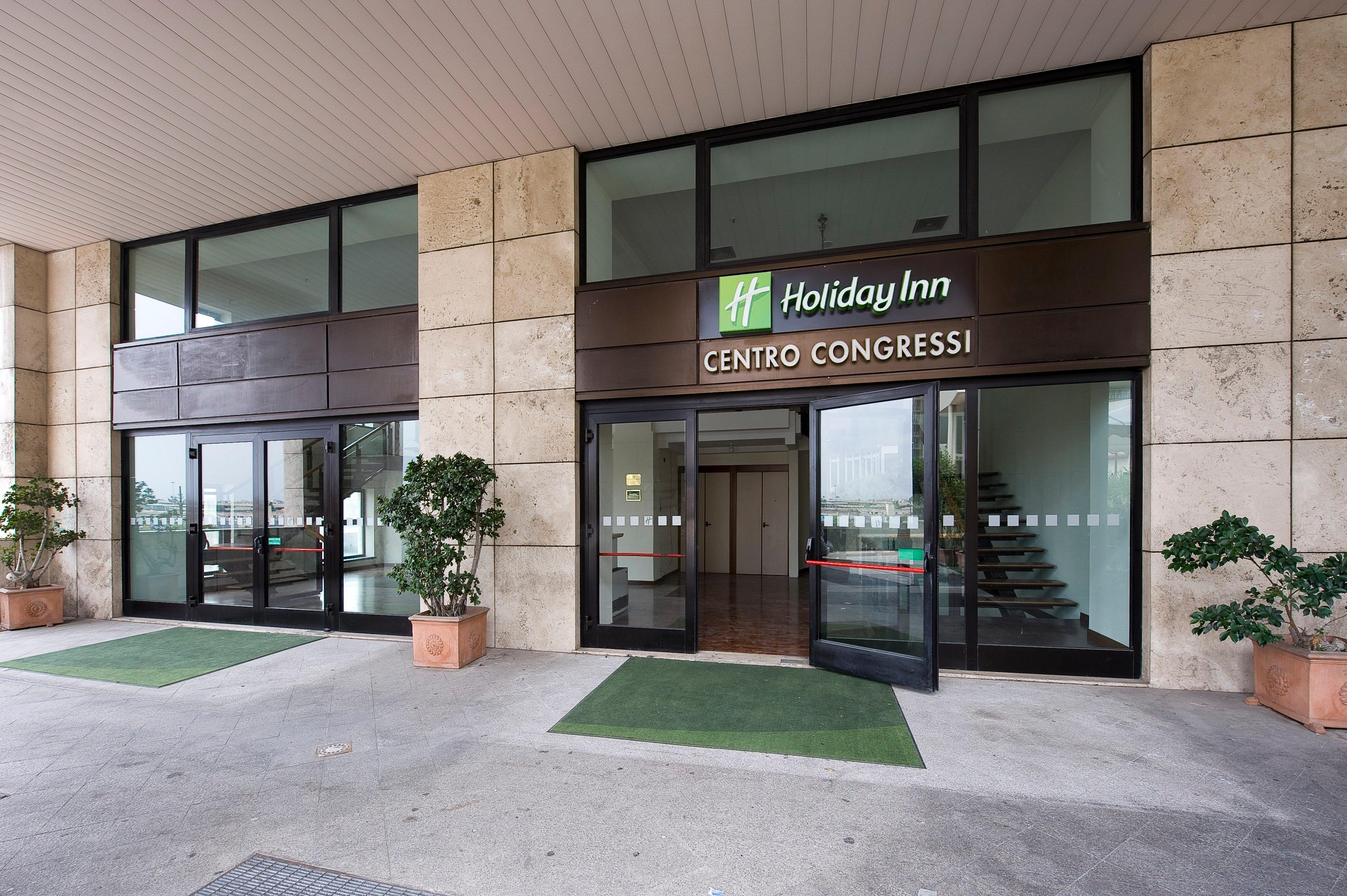 Holiday Inn Naples By Ihg Esterno foto