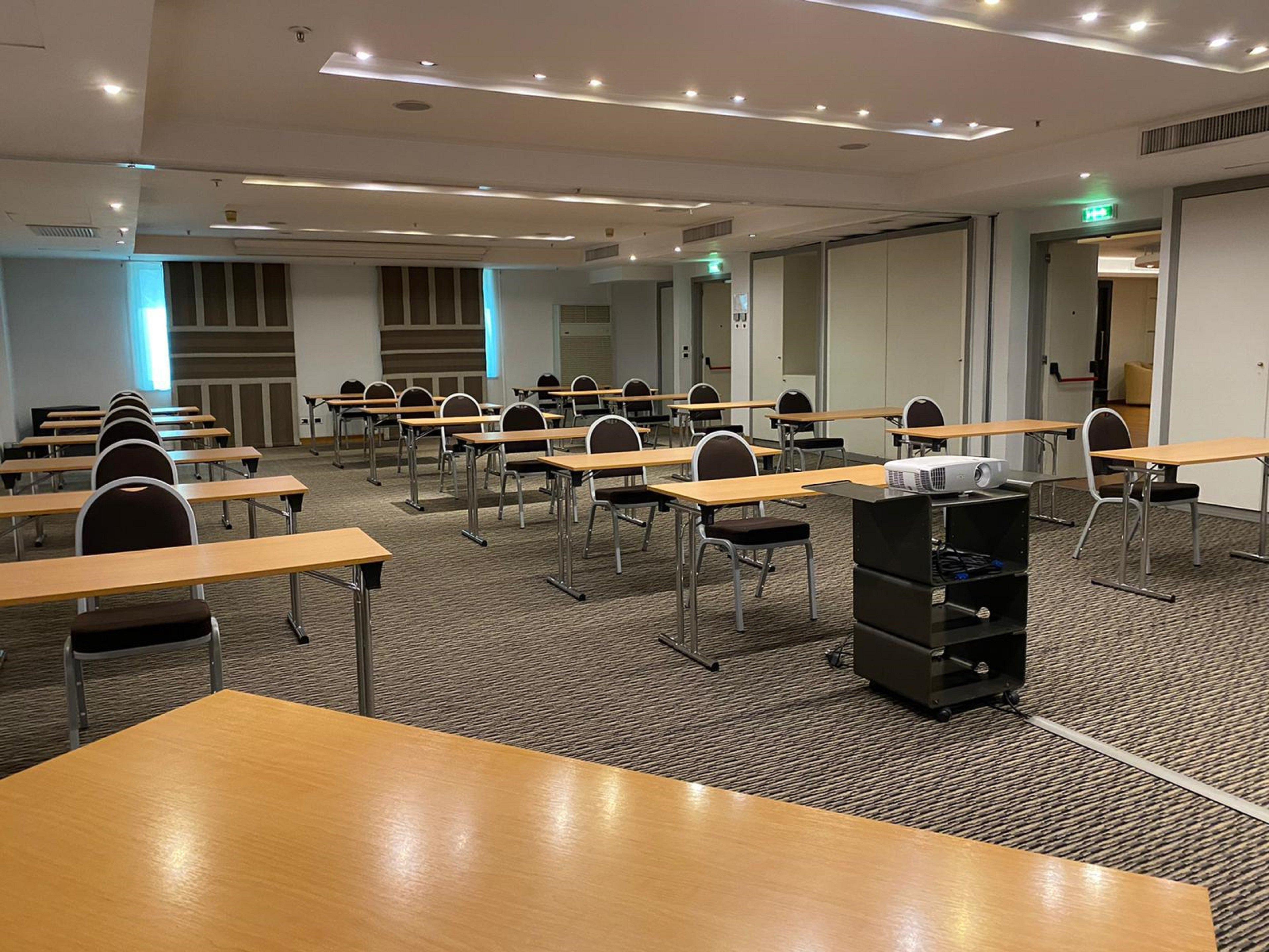 Holiday Inn Naples By Ihg Esterno foto