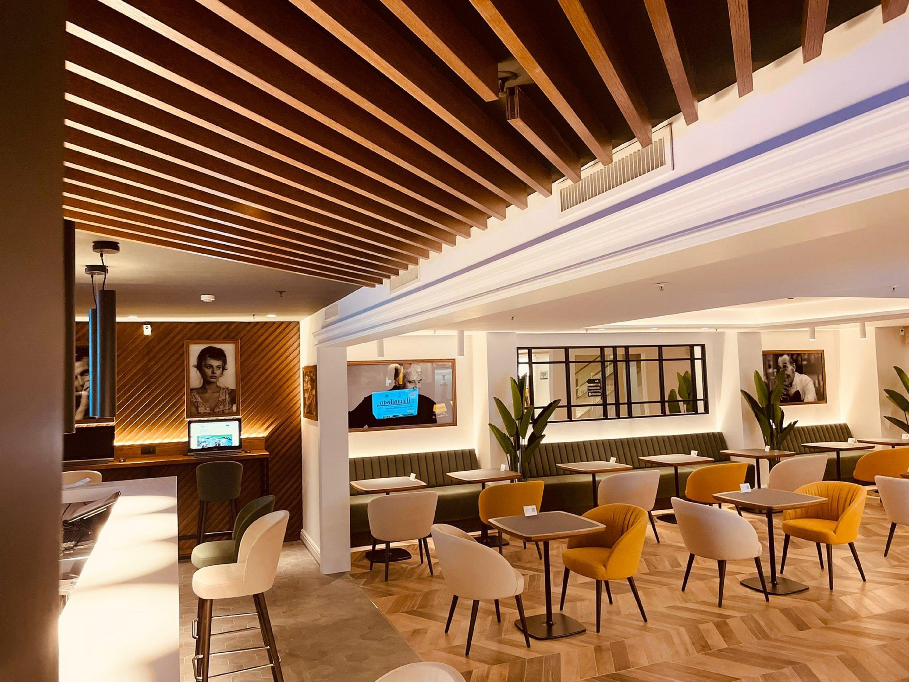 Holiday Inn Naples By Ihg Esterno foto